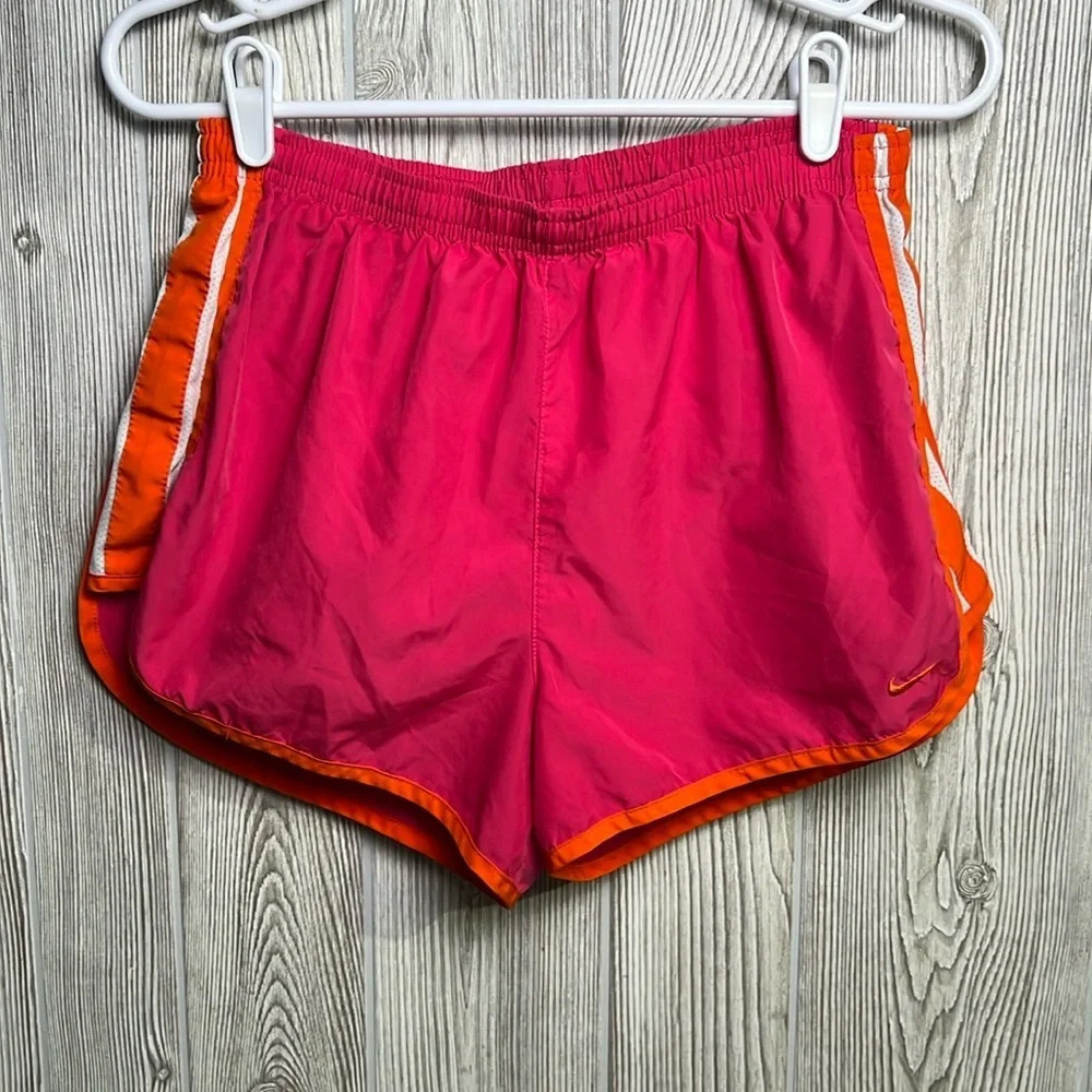 Women’s Nike Short Pink Orange Size Medium
